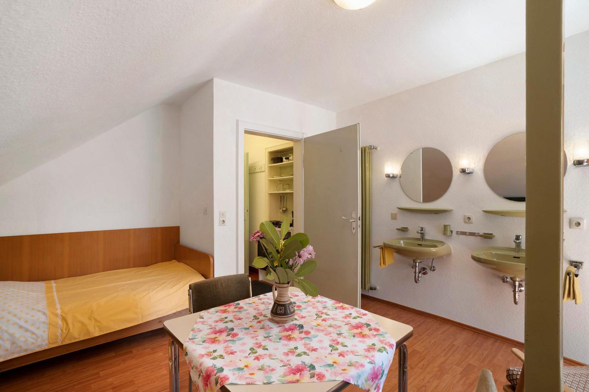 Gaestehaus Hirzel Bad Wildbad Exterior foto